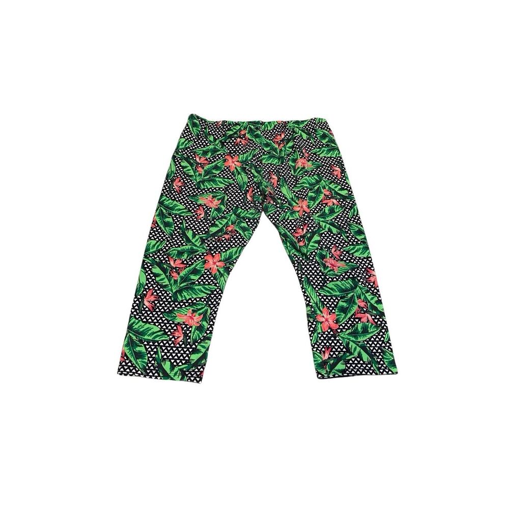 No Boundaries Tropical Floral Cropped Capri Pants Stretch Vacation Resort
